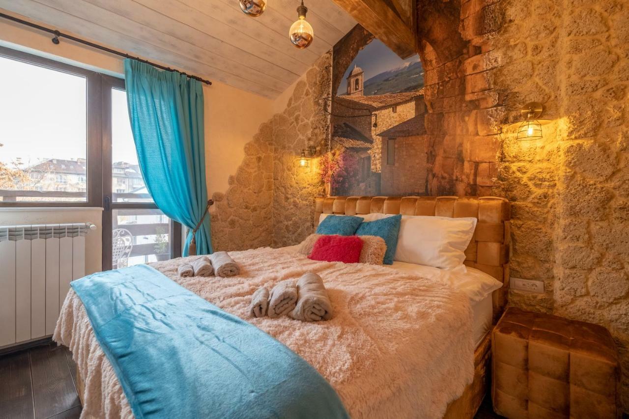 2-Bedroom Elegant Apartment In Mediterranean Style Sofia Buitenkant foto